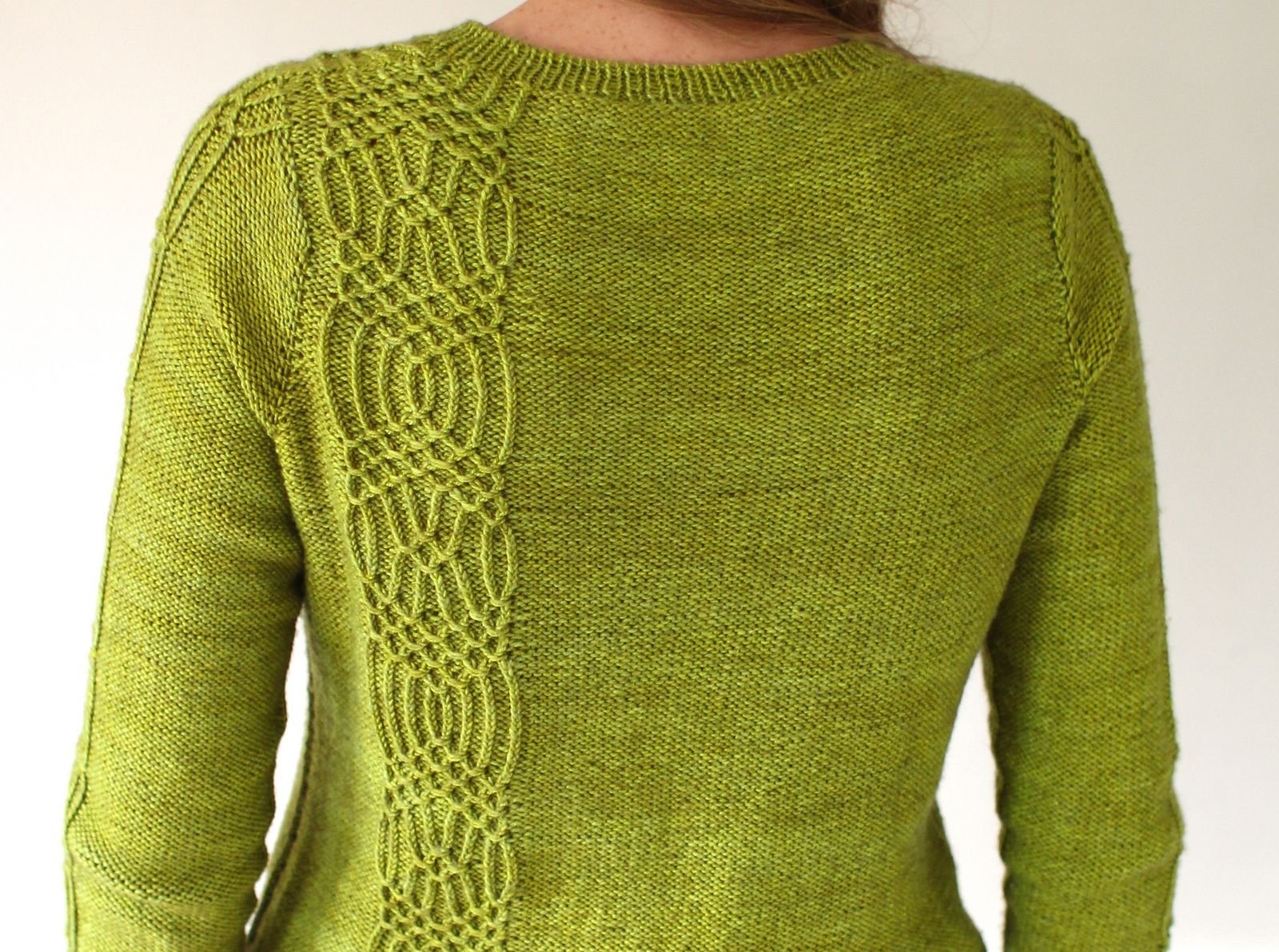 Вырез кофты спицами. Пуловер eco123 Ravelry. Пуловер Samoon пуловер. Вязаный свитер. Красивый узор для свитера.