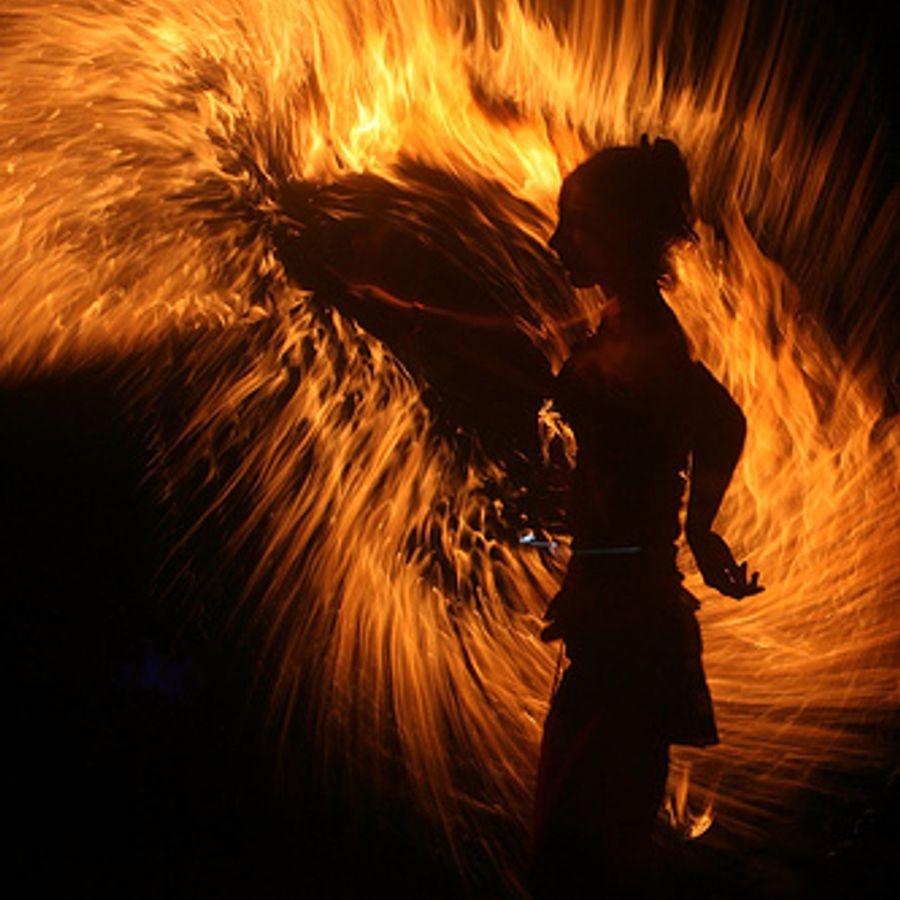 Танец пламени. Огненные Крылья. Ангел с горящими крыльями. Танец огня. Душа горит солнце