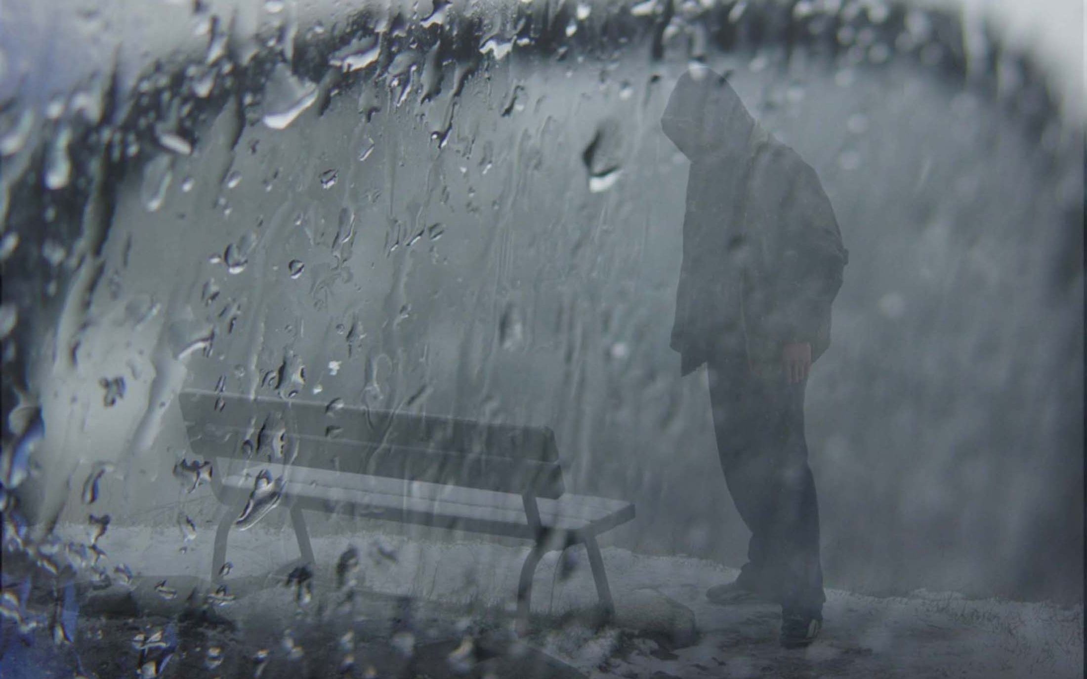 Попросить дождя. Одинокий мужчина под дождем. Человек под дождем. Одинокий парень под дождем. Человек идет под дождем.