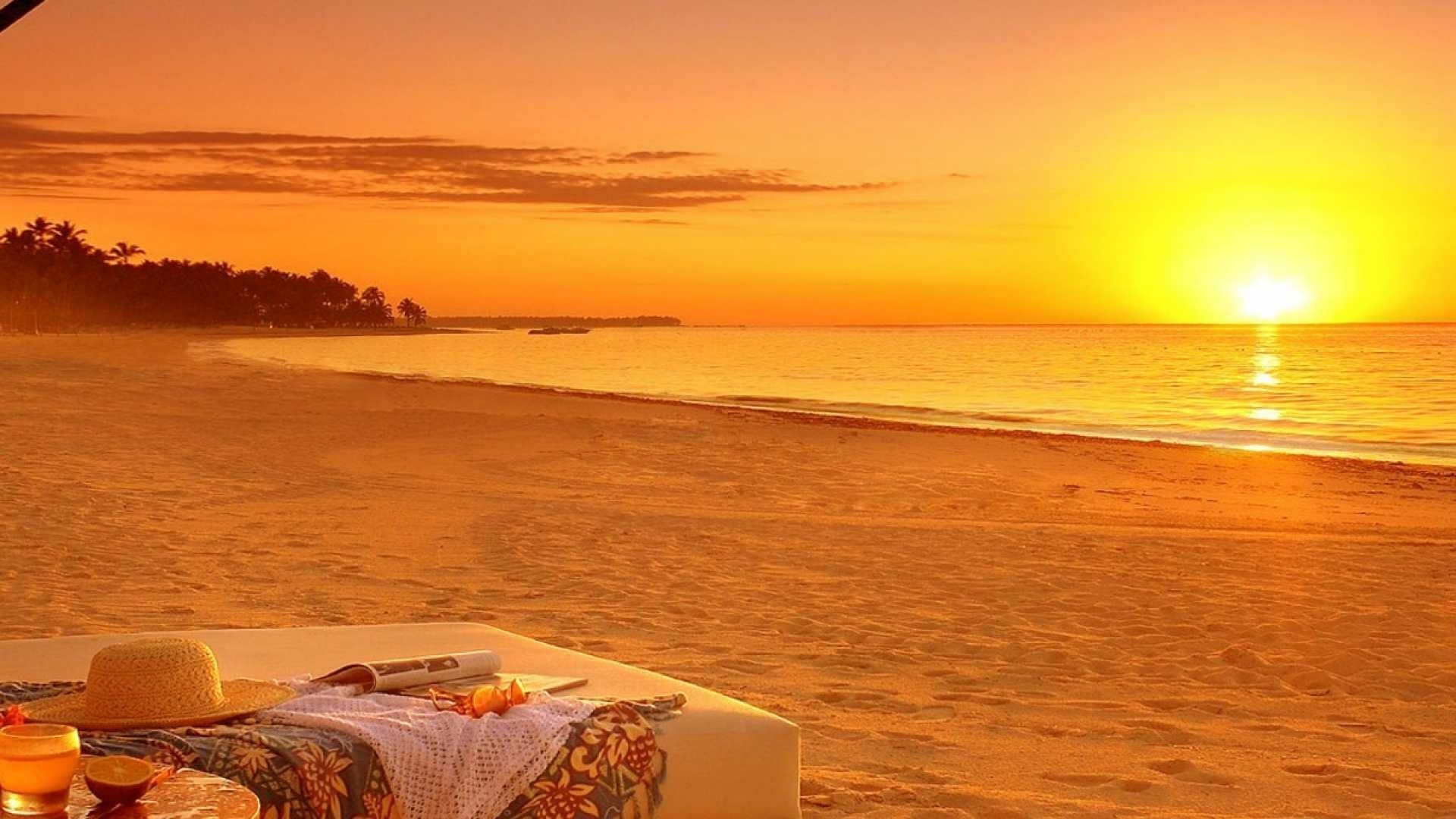 Теплое солнечное утро. Солнце пляж. Море солнце пляж. Вечерний пляж. Море солнце песок.