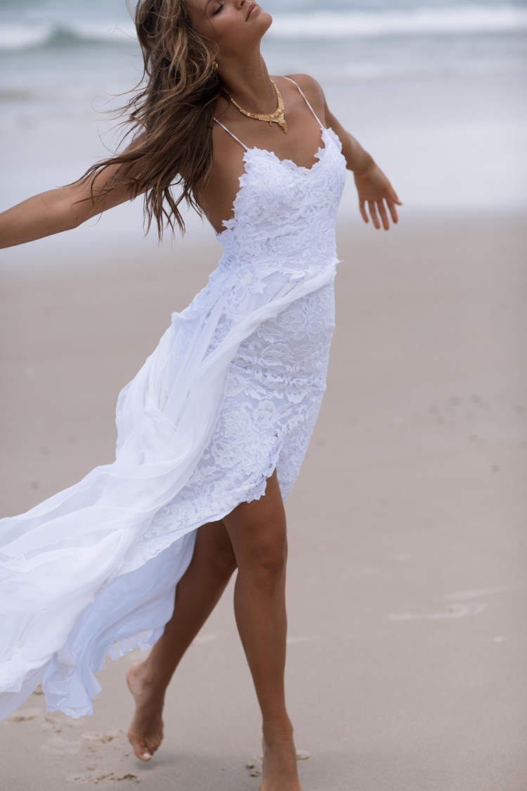 Пляжное свадебное платье