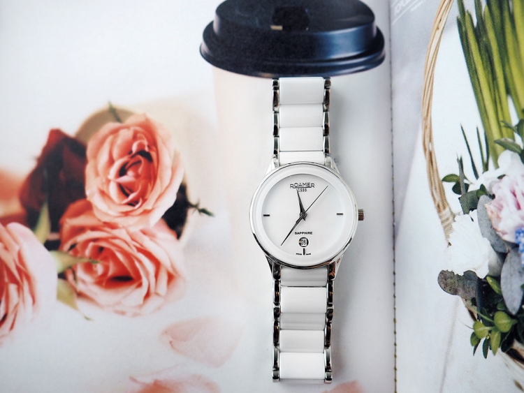 Белые наручные керамические часы
